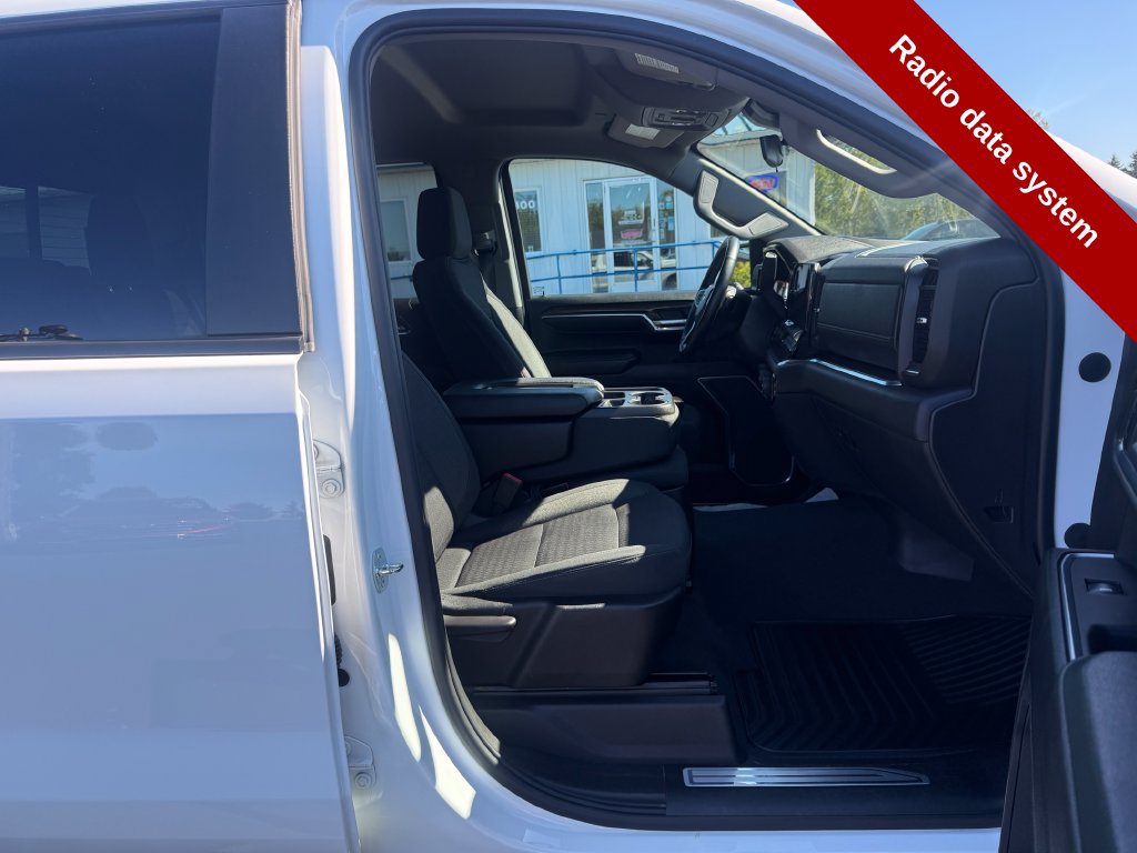 Used 2023 Chevrolet Silverado 1500 LT w/ Safety Package AWD/4WD image 47