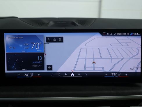 Used 2024 BMW X7 M60i w/ Executive Package image 15