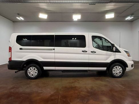 Used 2023 Ford Transit 350 XLT image 27