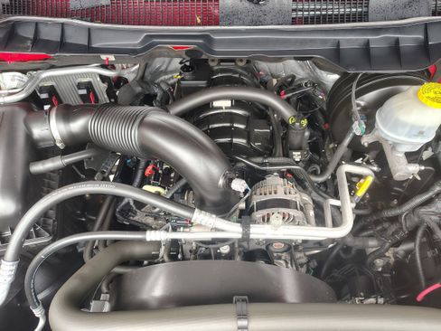 Certified 2021 RAM 1500 Classic Warlock w/ Luxury Group image 12