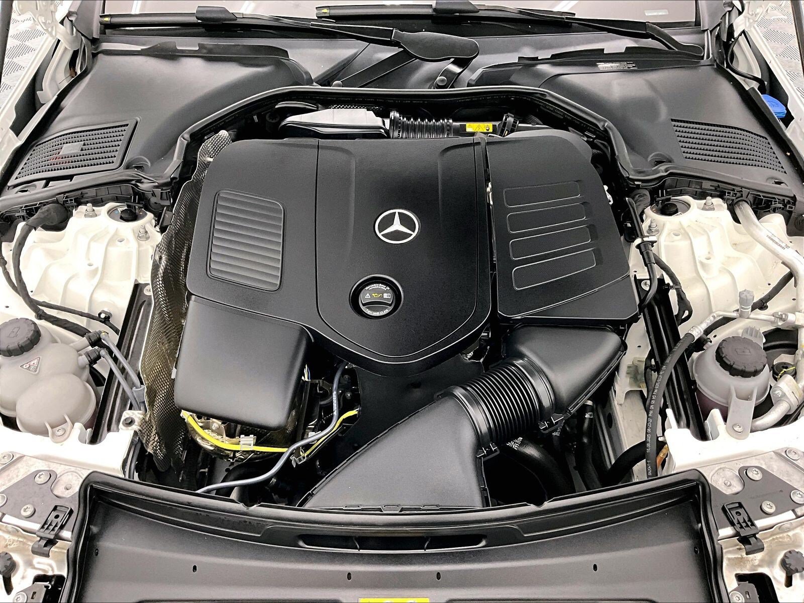 Used 2026 Mercedes-Benz CLE 300 4MATIC Coupe image 9