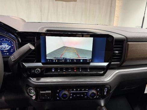 New 2026 Chevrolet Silverado 2500 High Country w/ High Country Premium Package AWD/4WD image 29