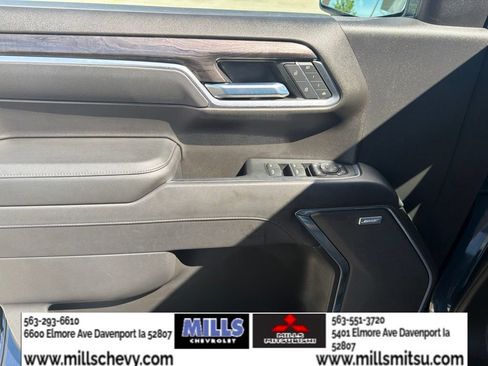 Used 2022 Chevrolet Silverado 1500 LTZ AWD/4WD image 12