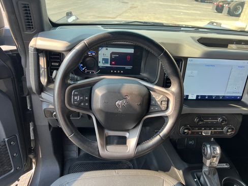 Used 2024 Ford Bronco Big Bend AWD/4WD image 9