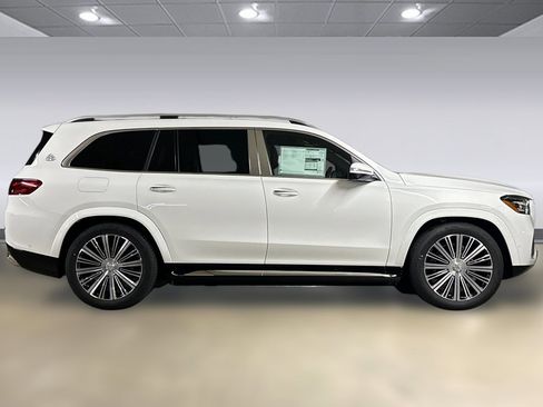 New 2026 Mercedes-Benz Maybach GLS 600 4MATIC image 7