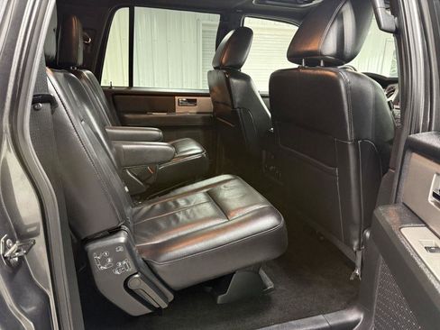 Used 2017 Ford Expedition EL Limited w/ Equipment Group 301A AWD/4WD image 31