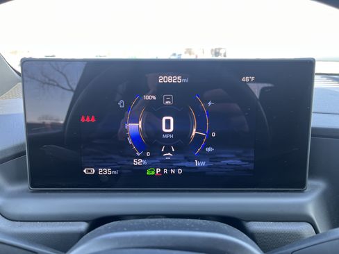 Used 2024 Chevrolet Silverado EV W/T image 18