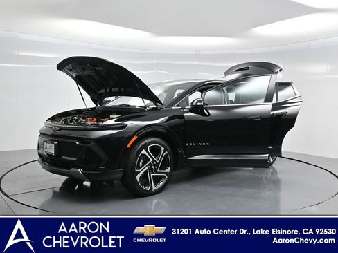 New 2025 Chevrolet Equinox EV LT image 30