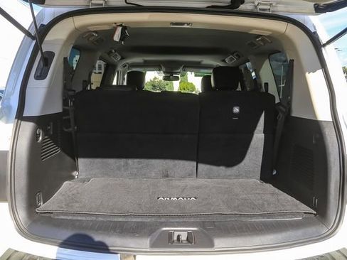 Used 2022 Nissan Armada SL image 28