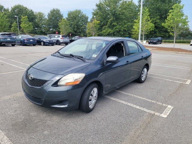Used 2010 Toyota Yaris Sedan w/ Convenience Pkg FWD image 3