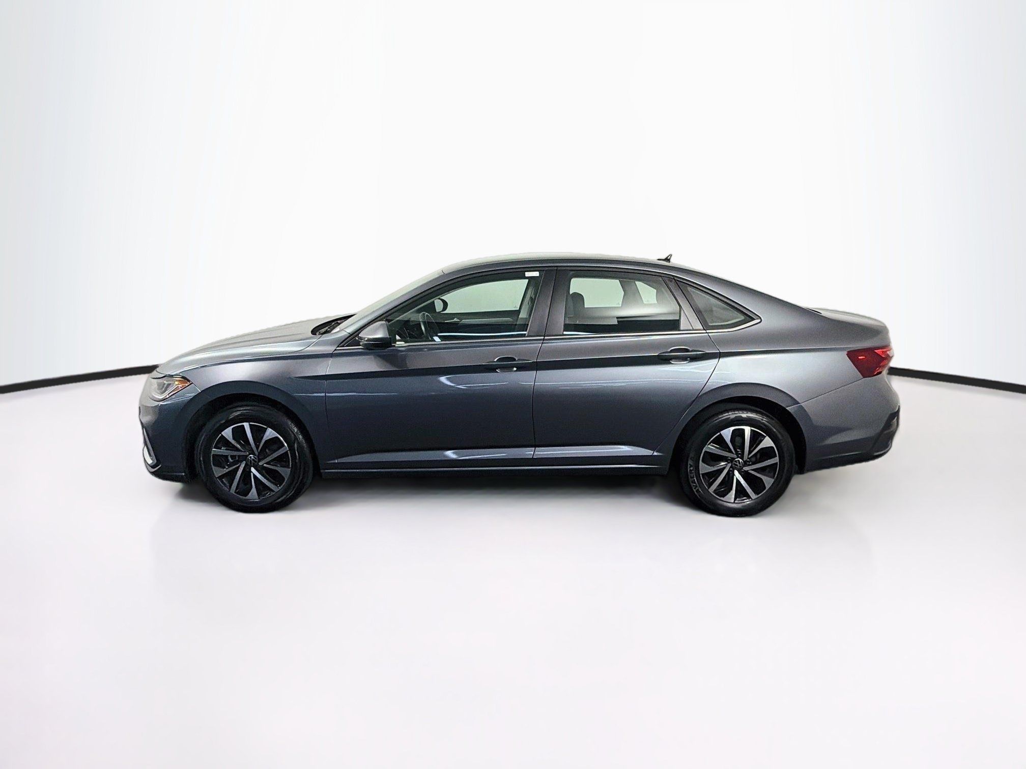 Used 2025 Volkswagen Jetta S FWD image 4