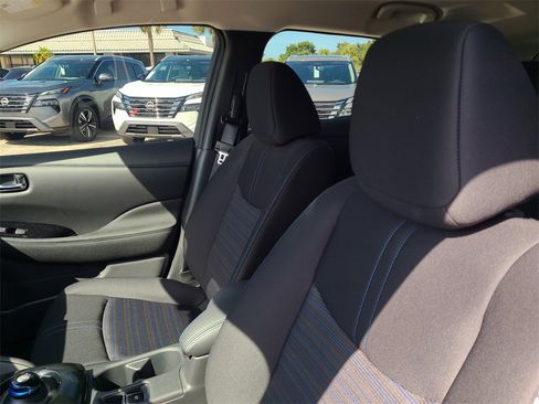 New 2025 Nissan Leaf SV Plus image 11