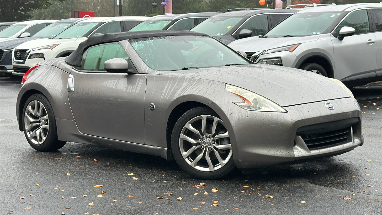 Used 2010 Nissan 370Z Touring RWD image 1