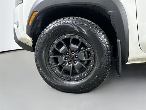 Used 2022 Nissan Frontier PRO-4X w/ Pro-4X Premium Package image 8