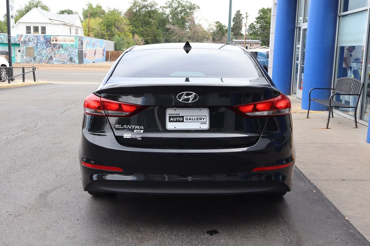 Used 2017 Hyundai Elantra SE FWD image 4