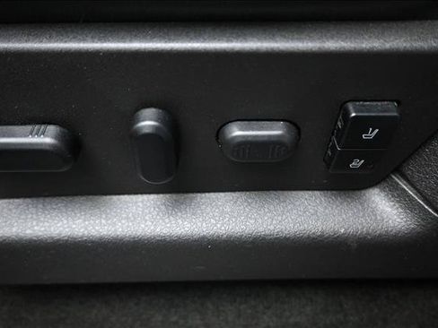 Used 2013 Ford F150 Lariat w/ Mid Equipment Group RWD image 10