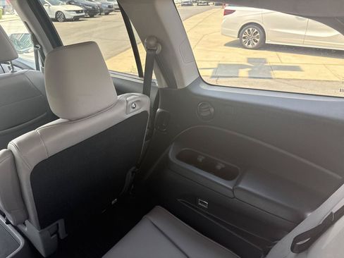 Certified 2022 Honda Pilot Elite image 12