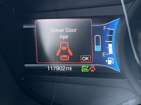 Used 2018 Ford Fusion Titanium image 20