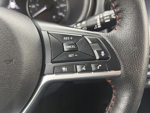 Used 2023 Nissan Kicks SR w/ SR Premium Package image 19