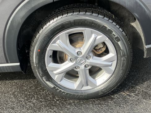 Certified 2024 Honda HR-V LX image 13