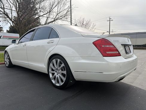 Used 2013 Mercedes-Benz S 550 image 9