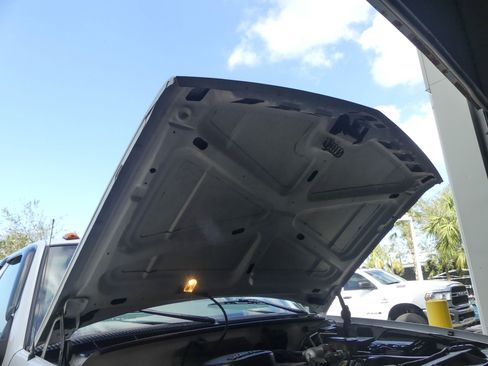 Used 2000 Chevrolet Silverado 3500 2WD Crew Cab image 48