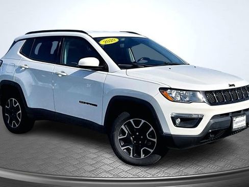 Used 2020 Jeep Compass Sport image 3