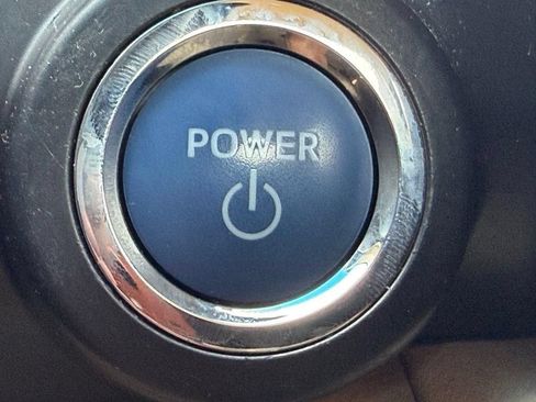 Used 2016 Toyota Camry XLE FWD image 21