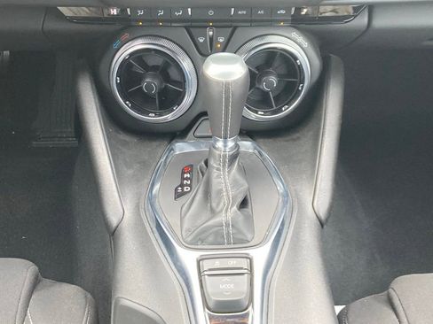Used 2023 Chevrolet Camaro LT w/ Technology Package RWD image 10