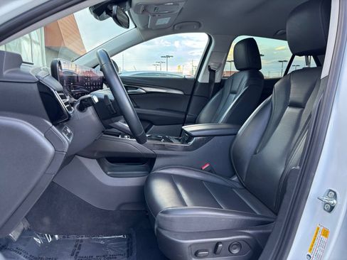 Used 2024 Buick Envision Preferred AWD/4WD image 27