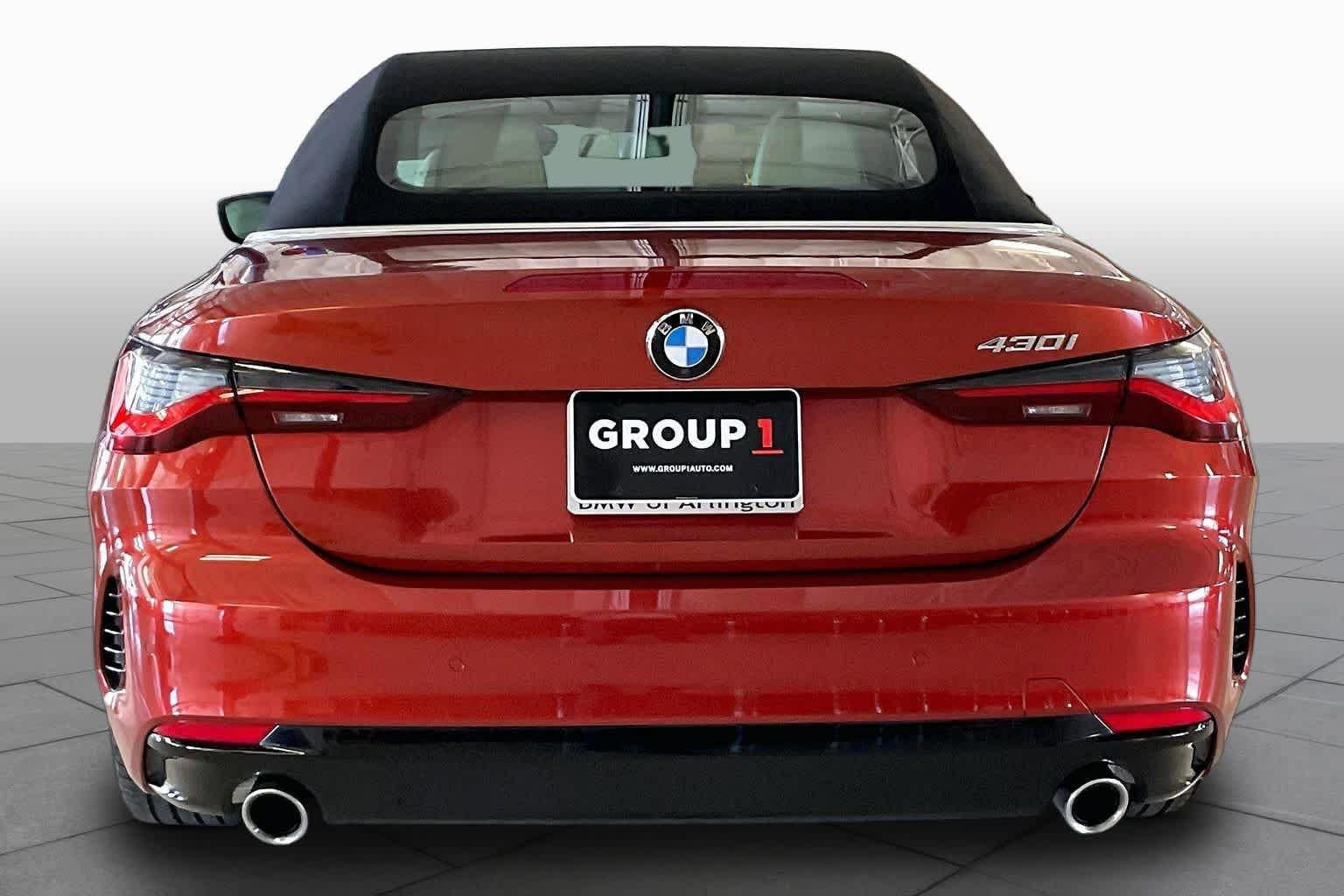Used 2024 BMW 430i Convertible w/ Parking Assistance Package RWD image 4