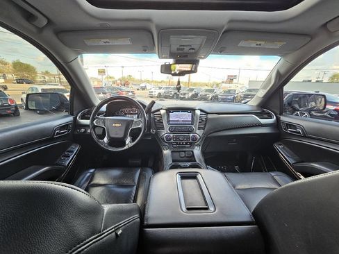 Used 2019 Chevrolet Suburban LT AWD/4WD image 47