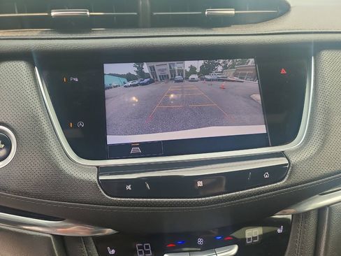 Used 2021 Cadillac XT5 Premium Luxury FWD image 22