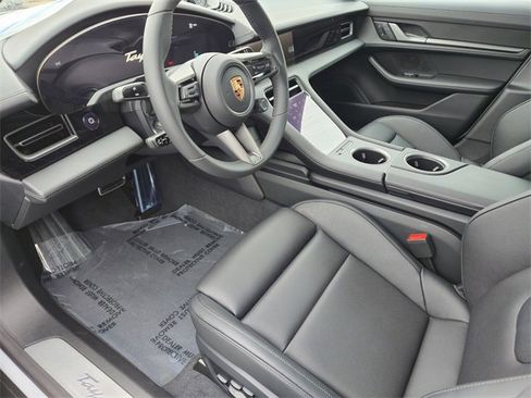 New 2025 Porsche Taycan image 4