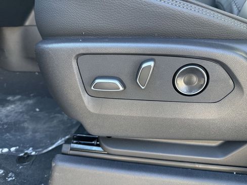 New 2026 GMC Sierra 3500 Denali w/ Denali Reserve Package image 11