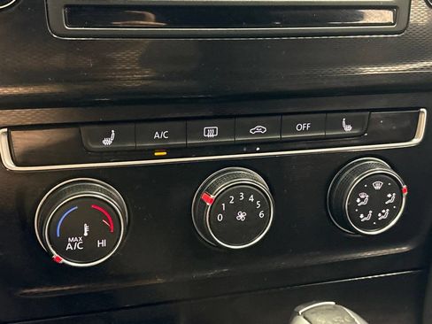 Used 2017 Volkswagen GTI S FWD image 18