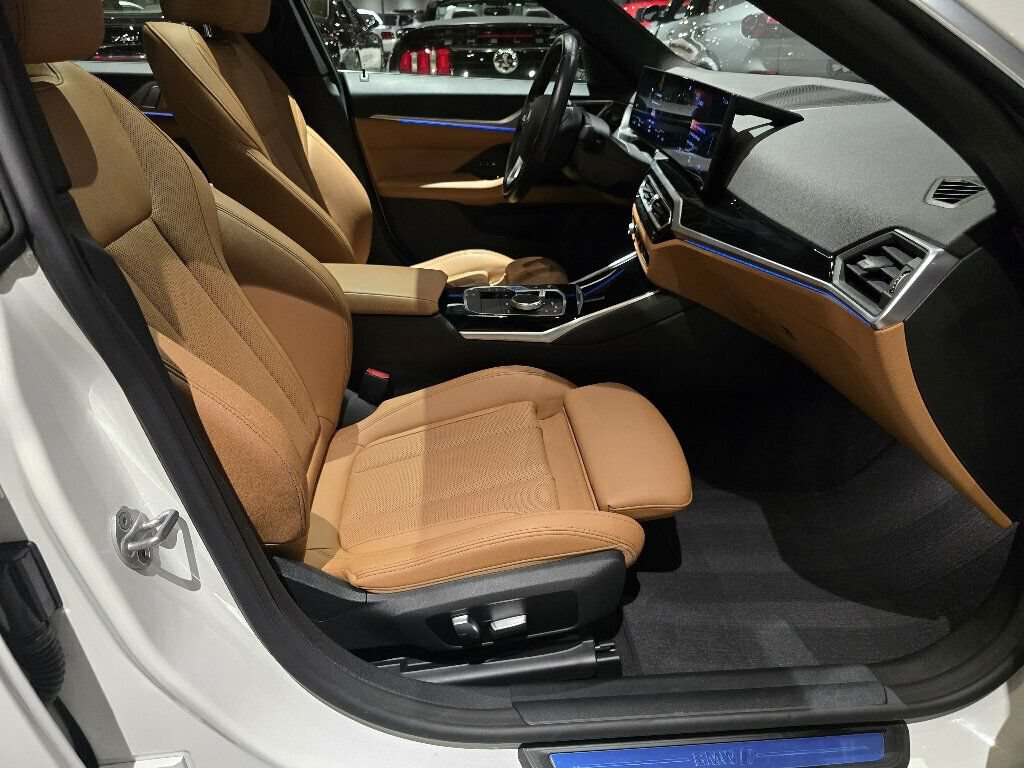 Used 2023 BMW i4 eDrive35 w/ Premium Package RWD image 28