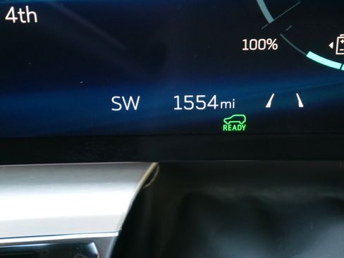 Certified 2025 Cadillac Lyriq Luxury image 29