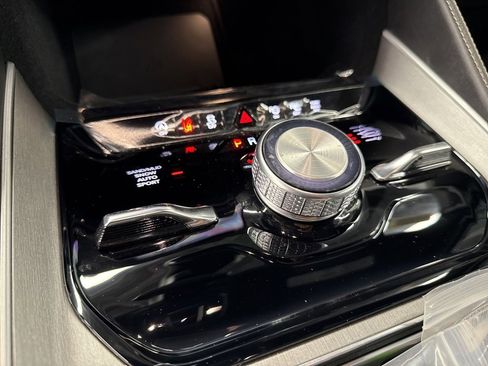 Used 2025 Jeep Wagoneer Series II w/ Convenience Group I image 26