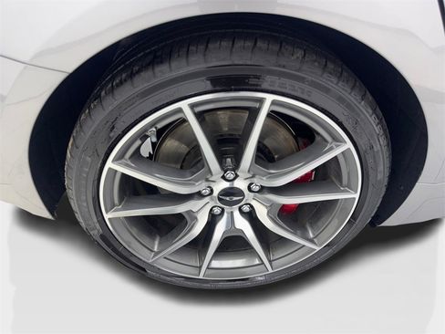 Used 2025 Genesis G70 2.5T image 83