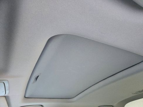 Used 2018 Honda CR-V EX image 9