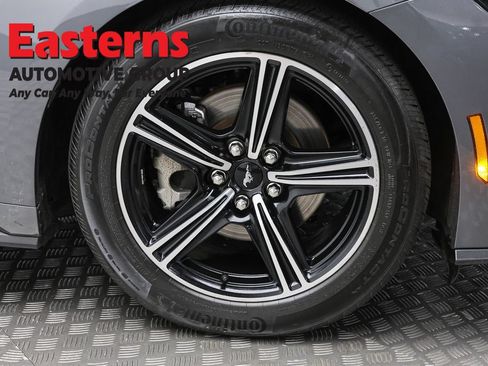 Used 2025 Ford Mustang Coupe RWD image 29