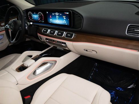 Certified 2026 Mercedes-Benz GLE 450 4MATIC image 17
