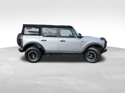 Used 2021 Ford Bronco Badlands image 6