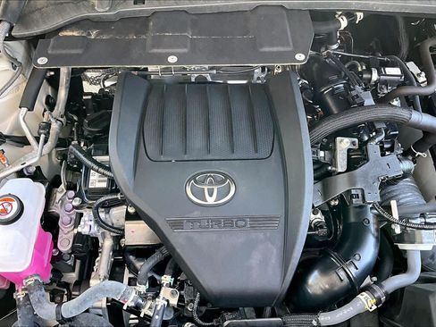 Used 2024 Toyota Grand Highlander FWD image 33