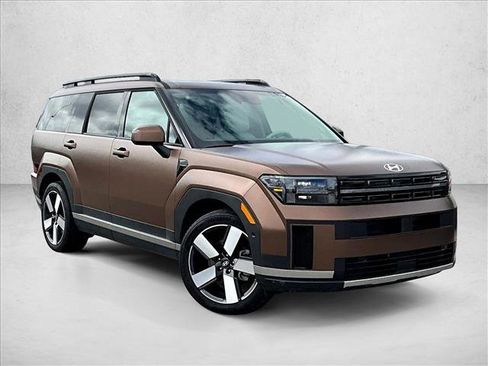 Used 2024 Hyundai Santa Fe Limited image 11