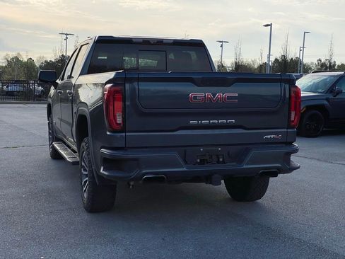 Used 2020 GMC Sierra 1500 AT4 w/ Off-Road Performance Package image 5