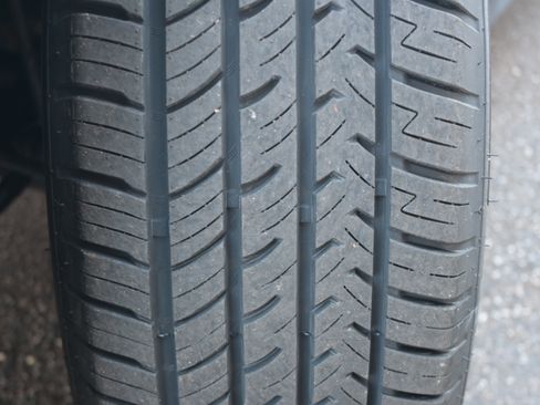 Certified 2024 Subaru Crosstrek 2.0i Premium image 12