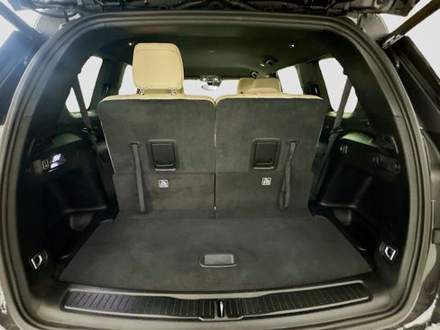 Used 2023 Jeep Grand Cherokee L Limited image 31