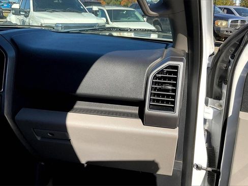 Used 2020 Ford F150 XLT w/ Trailer Tow Package image 16